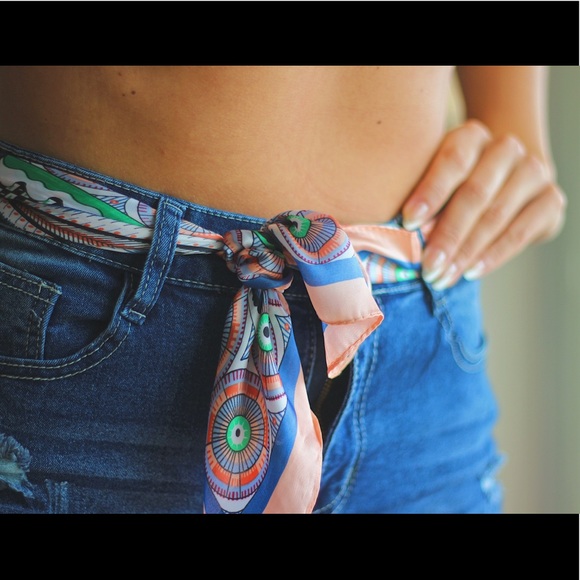 Scarf - Picture 4 of 5